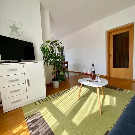 Apartmani Mia Zambratija  Extérieur photo